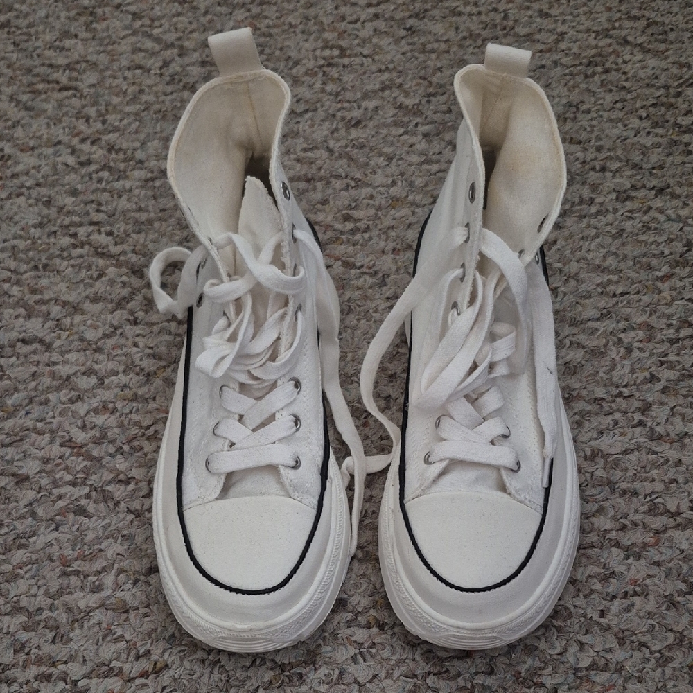 Madden Girl Sneakers